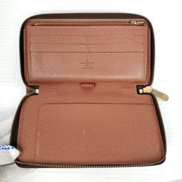 Louis Vuitton Wallet Organizer, Passport & Check Holder Monogram 300-101025 - Picture 10 of 16